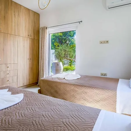 Arhontia Villa *